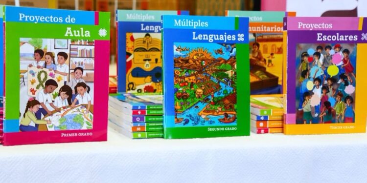 Avanza distribución de Libros de Texto Gratuitos en Educación Básica