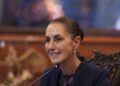 “El poder que olvida al pueblo termina enfrentándose a la historia”: Sheinbaum