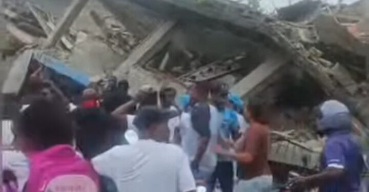 Un sismo de 7.4 grados sacude a Colombia esta mañana