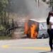 Se incendia camión de valores en carretera a Surutato; custodios resultan ilesos