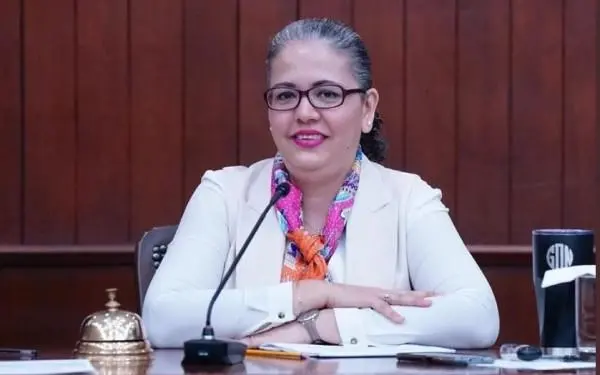 Graciela Domínguez Nava, propuesta única para asumir la gubernatura interina de Sinaloa