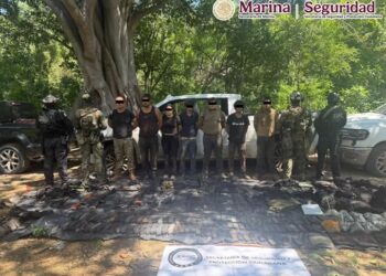 Tras repeler una agresión en Sinaloa, elementos de la SSPC y Secretaría de Marina detienen a 9 personas, aseguran artefactos explosivos