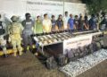 En Rosario, el Grupo Interinstitucional detuvo a 9 civiles, entre ellos mujeres, colombianos y un cubano; les aseguraron fusiles y presunta droga