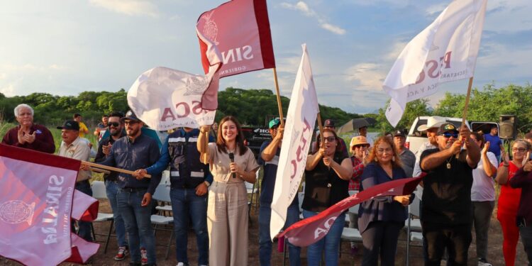 Más de 200 pescadoras y pescadores retoman actividades en Elota; entregan motores y pangas para fortalecer al sector