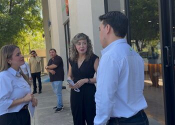 Ayuntamiento de Culiacán entrega apoyo de Impulso Nafin a empresa Aliado Continental
