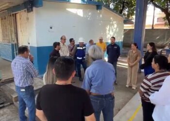 Suspenden clases tras muerte de madre de familia en primaria de Culiacán; revisan instalación eléctrica