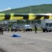 Asesinan a balazos a un hombre sobre La Costerita; autoridades investigan posible identidad