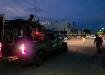 Rafaguean fachada de vivienda y abandonan automóvil en la colonia Gustavo Díaz Ordaz