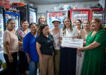 “Sepan que tienen las puertas abiertas”: Ana Miriam Ramos a mujeres emprendedoras en Culiacán