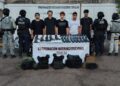 Tras denuncia anónima al 089, el Grupo Interinstitucional detuvo a 5 civiles, con fusiles y municiones