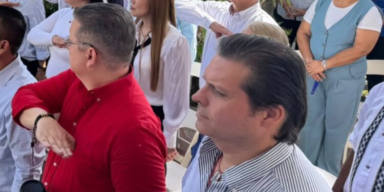 Mario Zamora propone consulta interna para elegir a quien encabece una alianza opositora