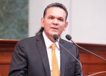 Congreso revisa licencia para Sergio Torres tras atentado y proceso de recuperación