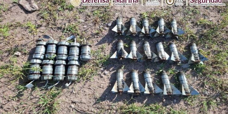 Aseguran 8 mil cartuchos, 53 explosivos y desmantelan laboratorio clandestino en Sinaloa y Nayarit