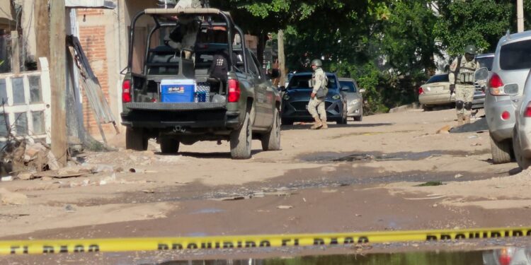 Hombre resulta herido a balazos tras persecución en la colonia Constitución CROC