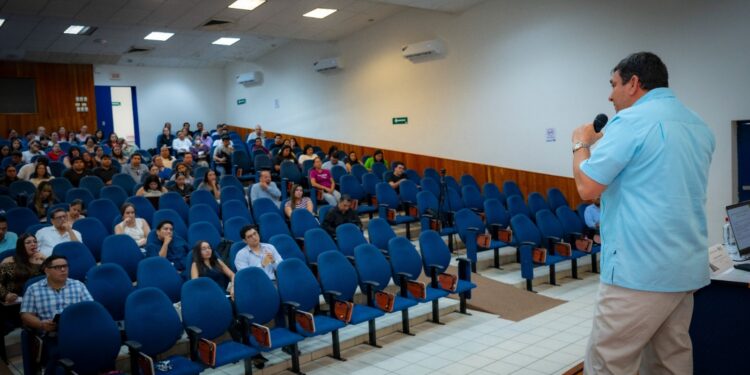 Con capacitación especializada y actualización profesional, la Facultad de Derecho Culiacán de la UAS pone en marcha su primer Diplomado Integral de Procedimientos Civiles y Familiares