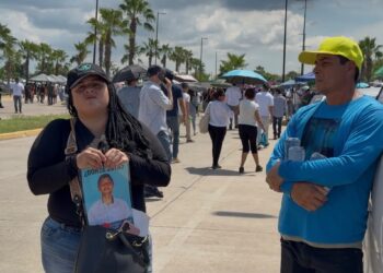 Buscadoras llevan reclamo hasta visita de Sheinbaum en Culiacán: exigen búsquedas y resultados