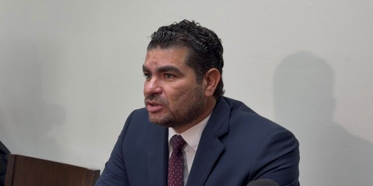 Rodolfo Valenzuela analiza buscar candidatura por Morena y también volver a presidir Mesa Directiva en el Congreso