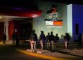 Ataque armado en restaurante de Tres Ríos deja un muerto y siete heridos; cantante Víctor Valverde estaría entre los lesionados