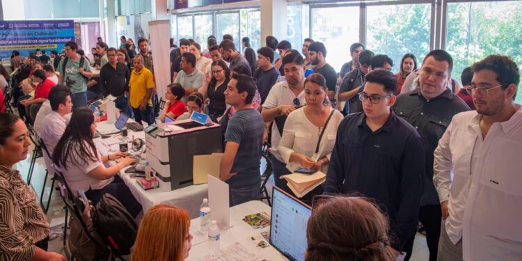 Jornada de Empleo acerca oportunidades laborales y contratación inmediata a buscadores de trabajo en Culiacán