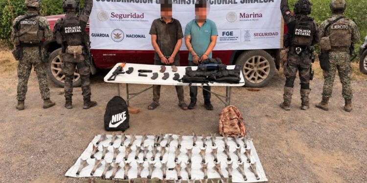 Tras agresión, el Grupo Interinstitucional detiene a 3 civiles armados en San Ignacio; les aseguran armas, artefactos explosivos y una camioneta