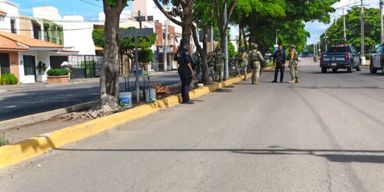 Vendedor y limpiavidrios resultó herido a balazos en la colonia Burócrata de Culiacán