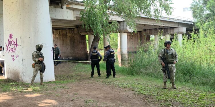 Localizan a persona sin vida bajo puente Miguel Hidalgo en el Centro de Culiacán