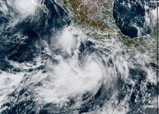 Tras degradarse Polo a tormenta tropical, Rachel mantiene la atención en el Pacífico mexicano