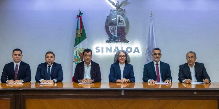 La Gobernadora de Sinaloa Graciela Domínguez toma protesta a los nuevos integrantes del Gabinete Estatal