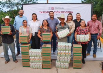 José Paz López compromete rehabilitación de camino de la comunidad de San Antonio de los Ortiz, Badiraguato