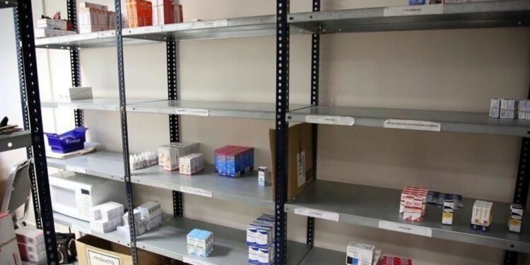 Salud reporta abasto variable de medicamentos en hospitales de Sinaloa