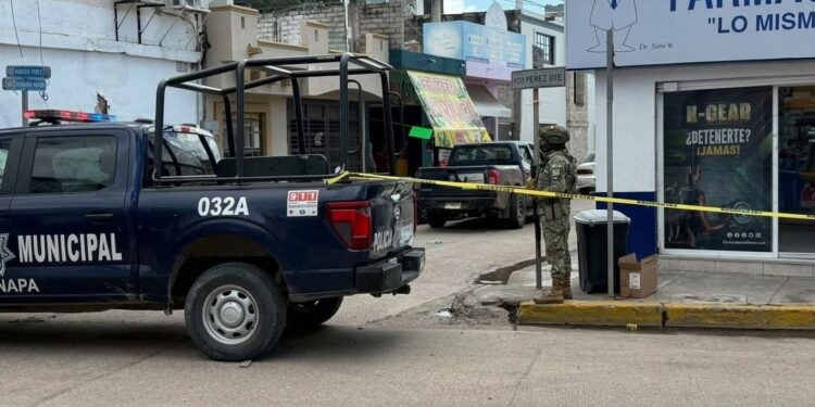 Asesinan a exlíder ganadero frente al negocio de su familia en Escuinapa; otro hombre es hallado sin vida en Mazatlán
