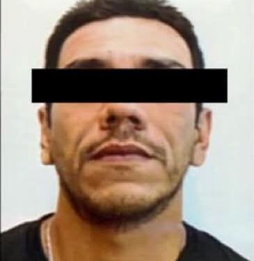 Detienen en Colima a tres presuntos implicados en explosión de vehículo en Coahuayana, Michoacán