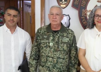 En medio de la violencia en Sinaloa, Omar García Harfuch visita Culiacán y se reúne con autoridades estatales