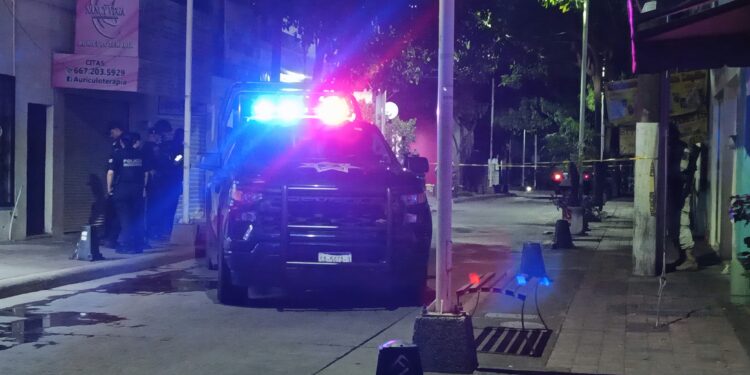 Vandalizan y tratan de incendiar cuartería en el Centro de Culiacán