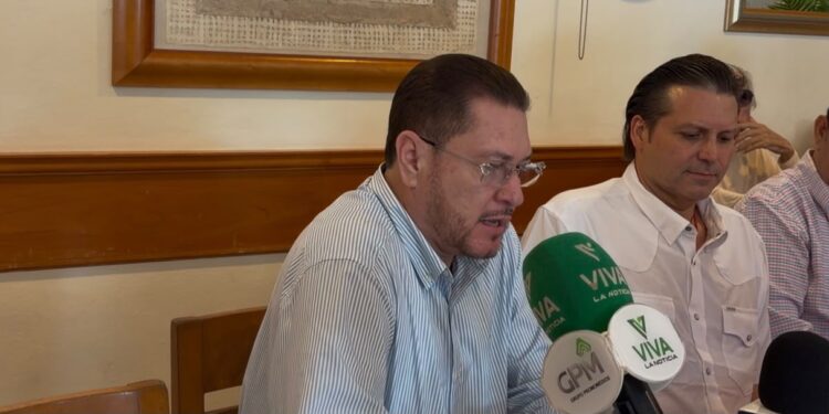 Óscar Javier Valdez alza la mano por la Alcaldía de Culiacán rumbo a 2027