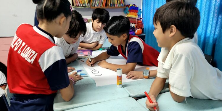 Promueve COMPAVIF relaciones familiares saludables desde las escuelas