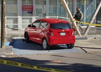 Privan de la libertad a empresario armado al salir de un gimnasio en Las Quintas, Culiacán
