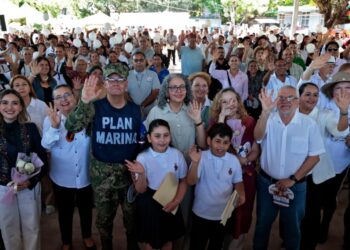 Escuchamos y atendemos a la población para seguir construyendo paz en Sinaloa: Gobernadora Graciela Domínguez