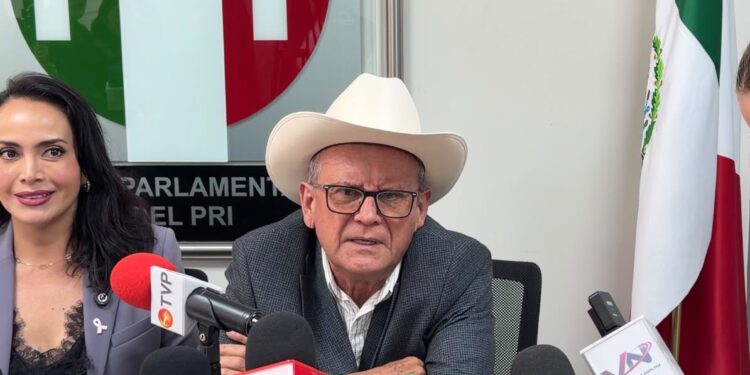 Lauro Gallardo no buscará la alcaldía de Salvador Alvarado; señala a Samuel López Angulo como aspirante