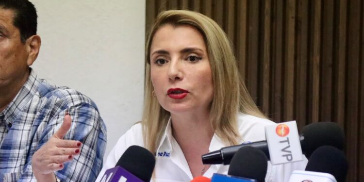 PAN pone bajo la lupa crédito de 700 millones en Sinaloa; exige que secretario de Finanzas rinda cuentas ante el Congreso