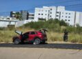 Cortocircuito provoca incendio de camioneta en Colinas del Rey