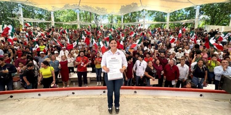 Evento político de diputada Merary Villegas desplaza presentación de niñas bailarinas en Culiacán