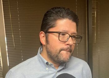 Sale José Carlos Cárdenas Mellado del SATES; gobernadora confirma su renuncia