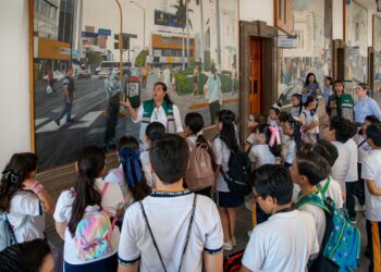 Alumnos de la Escuela Eustaquio Buelna conocen la historia del Ayuntamiento de Culiacán