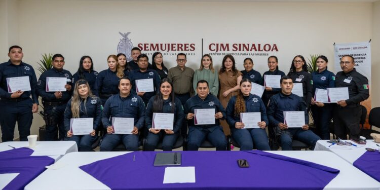 Capacita SEMujeres a policías en la ruta de atención a mujeres en situación de violencia de género