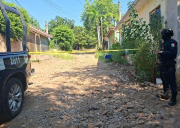 Localizan a hombre asesinado a balazos en una vivienda abandonada de la colonia El Mirador