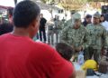 Navolatense entrega arma de su padre recién fallecido en jornada de Desarme Voluntario