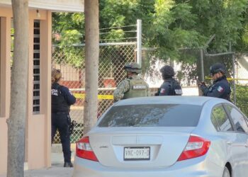 Asesinan a balazos a un hombre frente a primaria en Infonavit Barrancos