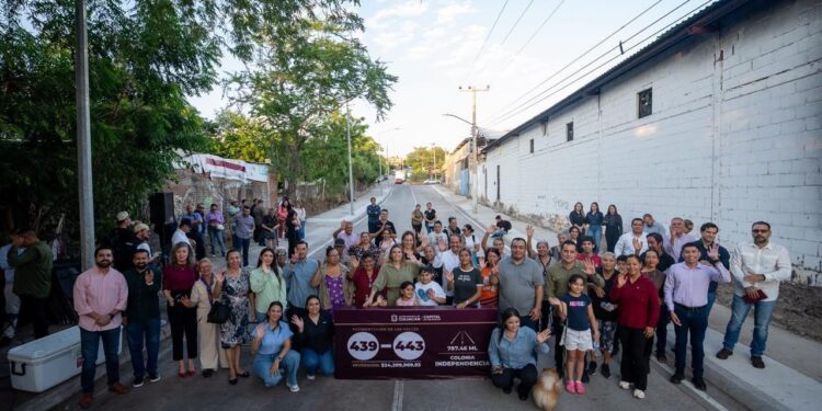 ”Es una tarde de alegría”; Después de 50 años de espera, vecinos de la Independencia estrenan calles pavimentadas