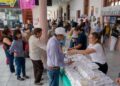 Ana Miriam Ramos visita a familiares de pacientes hospitalizados en el Hospital Civil